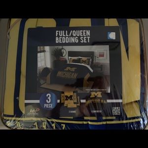 Full/Queen Bedding Set